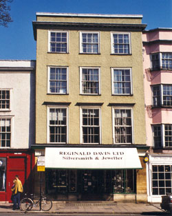34 High Street