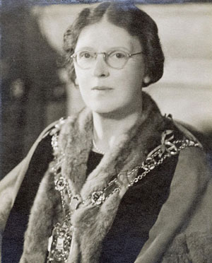 Maud White