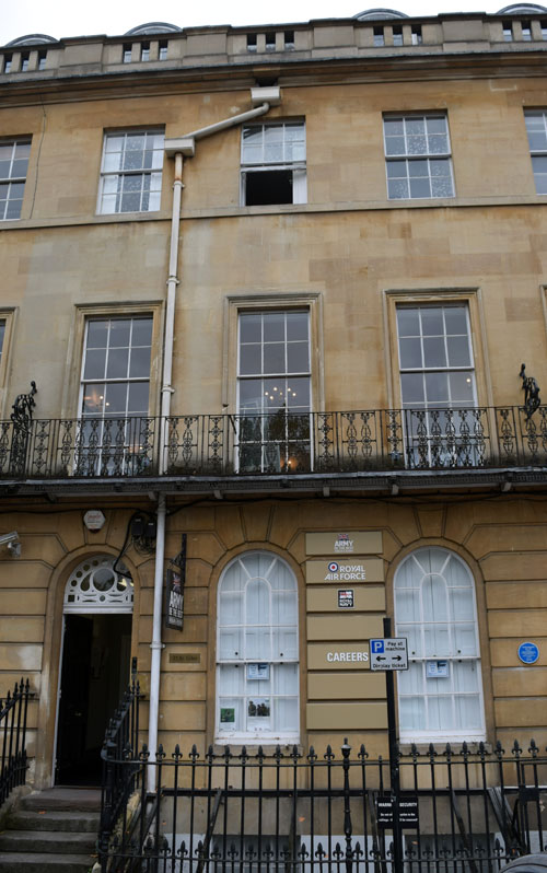 35 St Giles