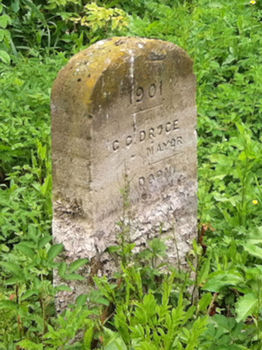 North Hinksey 1901 boundary stone